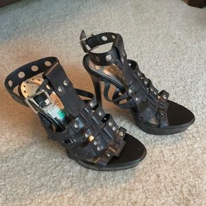 BCBG heels